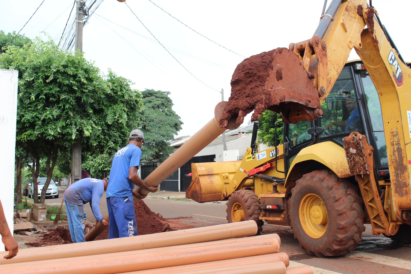 Obras de Implantação de rede de esgoto seguem em ritmo acelerado e já alcançam 80% da cidade